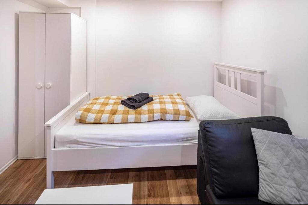 Cityloft Kassel 1 - Zentrale Unterkunft Fuer Gruppen Bis 7 Personen - Parkplatz - Netflix מראה חיצוני תמונה